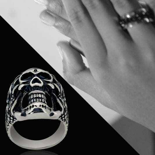 Rose Decorated Steel Claws Grasping  Black Skull Stainless Steel Casting Rings